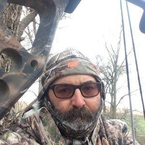 Meet your Posher, Troy